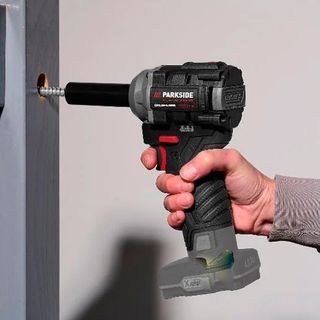 ATORNILLADOR PERFORMANCE 12V 300Nm CON BATERIA