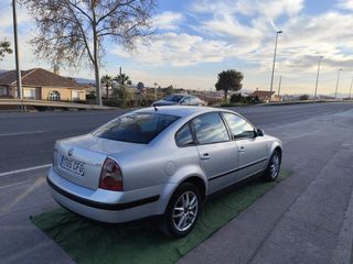 Volkswagen Passat 2003