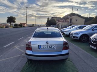 Volkswagen Passat 2003