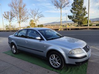 Volkswagen Passat 2003