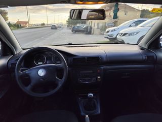 Volkswagen Passat 2003