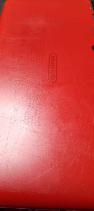 Nintendo 2DS XL Edición Pokeball