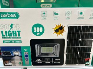 Faro LED Solare Aerbes 300W