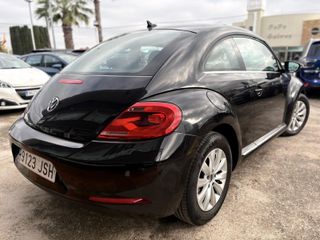 Volkswagen Beetle 2012