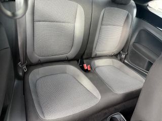 Volkswagen Beetle 2012