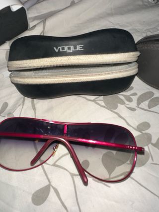 Lote Gafas de Sol Emporio Armani y Vogue