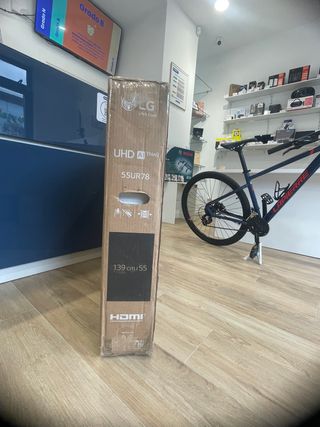 Televisor LG UHD AI ThinQ 55UR78
