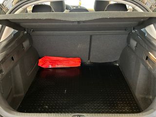 Citroën C4 – correa cambiada + 4 neumáticos nuevos