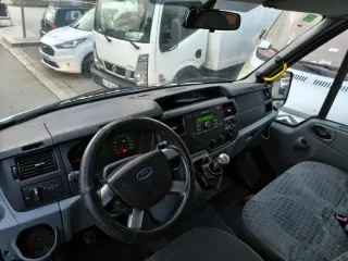 Ford Transit 2010