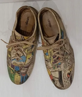 Bambas cómics de piel