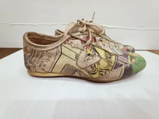 Bambas cómics de piel