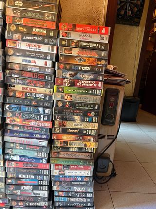 450 peñiculas de vhs originales de accion ,terror