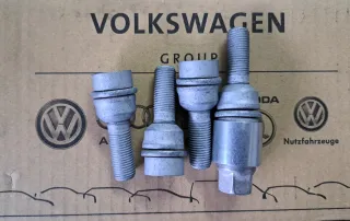 Tornillos antirrobo VW T5 T6 T6.1 T7