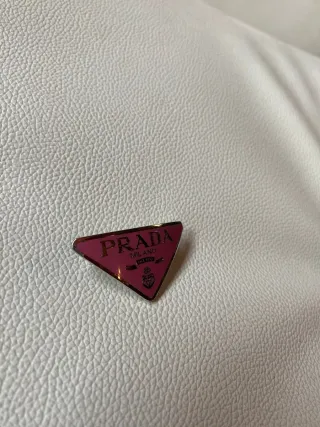 Pasador Prada Rosa
