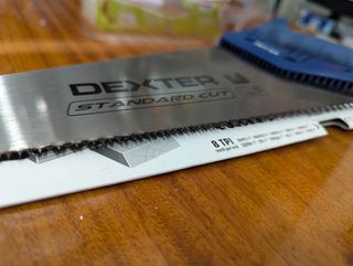 Kit Caja Ingletes Dexter 410mm + Serrucho 350mm