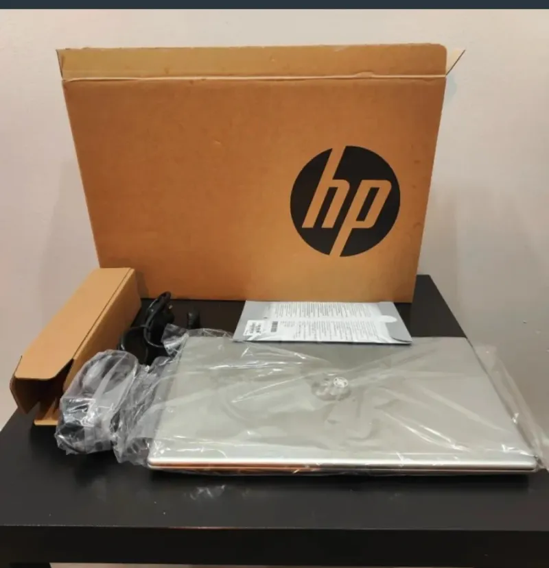 HP 15 i5 13ª Gen 16GB RAM 512GB SSD Nuevo