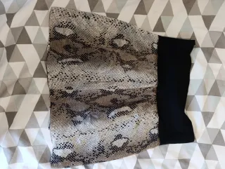 Falda Zara Animal Print Talla L