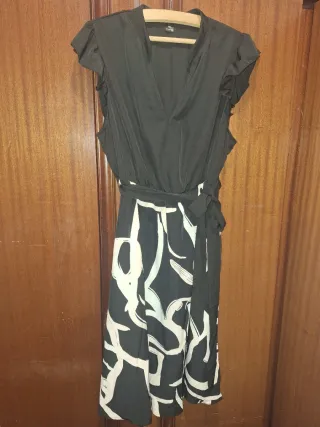 Vestido estampado beige y negro