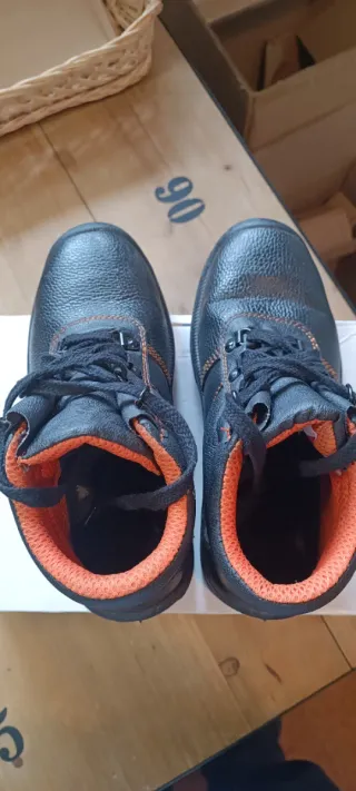 Botas de Seguridad Pangoline Talla 37