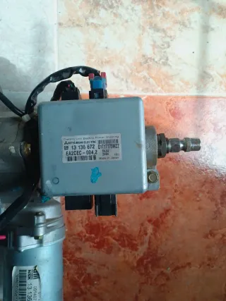 Eje dirección Opel con servomotor y centralita