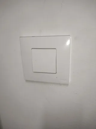 ELECTRICISTA EN GRANADA