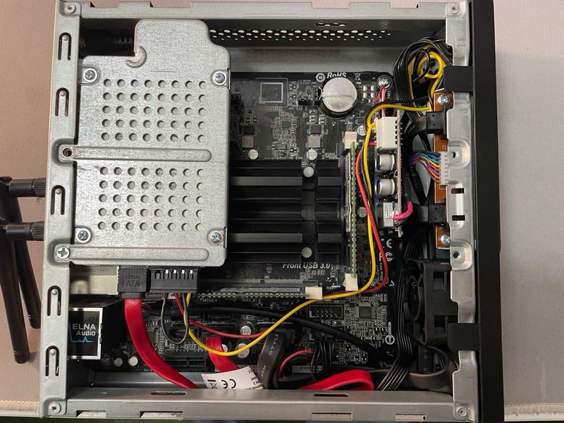 Mini PC Intel Pentium J4205 afbeelding 3