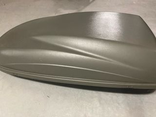 Baúl de coche como nuevo