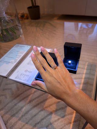 Anillo Diamantes Rosados Oro