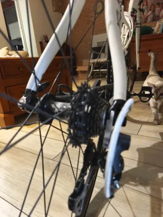 Bicicleta Carretera Kuota Kharma Blanca Talla M