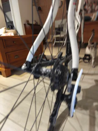 Bicicleta Carretera Kuota Kharma Blanca Talla M