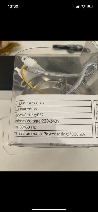 Portalámparas con cable plateado