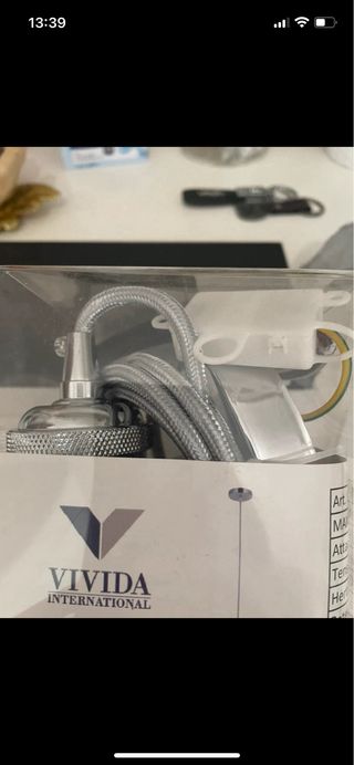 Portalámparas con cable plateado