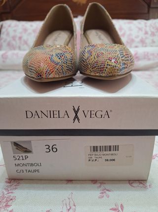 Zapatos DANIELA VEGA Talla 36