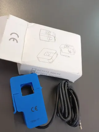 Transformador de corriente azul