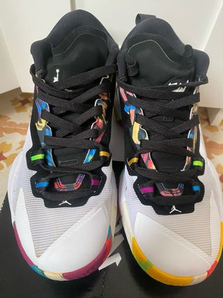 Jordan Zion Multicolor Blanco