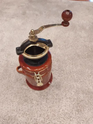 Molinillo café de cerámica antiguo y decorativo