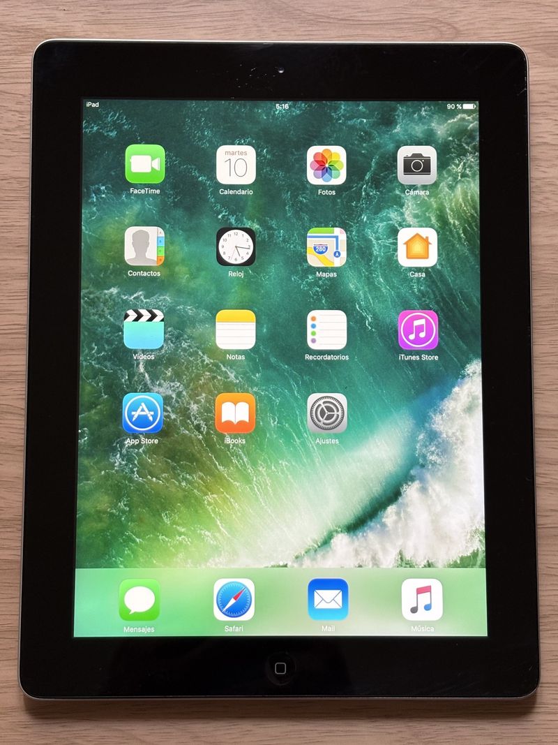 iPad de 4a Generación (2015) 16GBs -- OFERTA !!