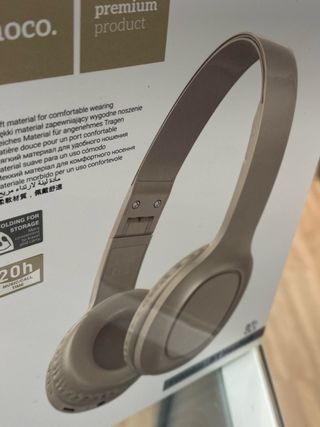 Auriculares Hoco. W46 Plegables Beige