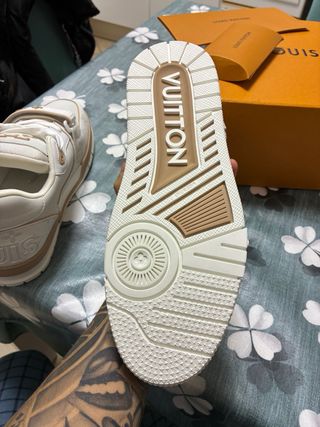 Sneakers Louis Vuitton Beige/Bianco