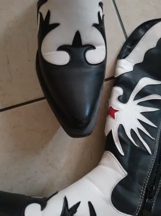 Stivali cowboy pelle bianchi e neri n.37