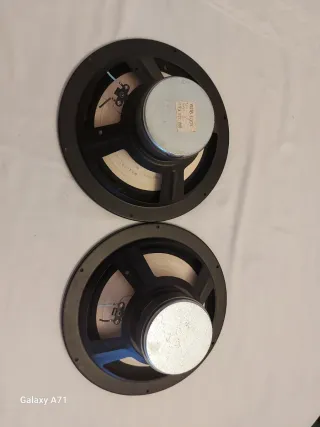 2 Subwoofers Vieta Beige/Negro