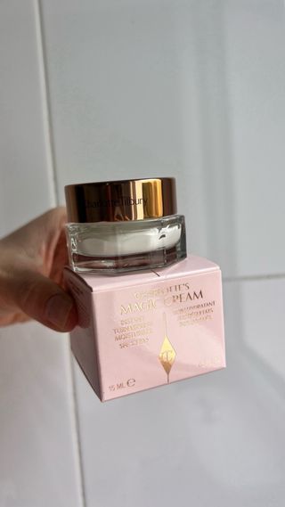Charlotte Tilbury Magic Cream tamaño viaje