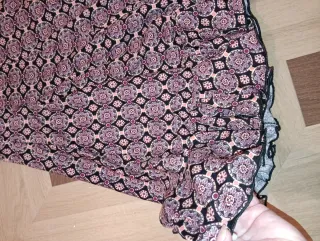 Falda estampada rosa y morada