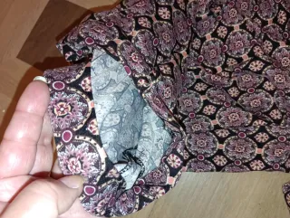 Falda estampada rosa y morada