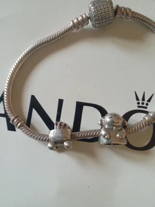 Pulsera Pandora Plata con Dijes