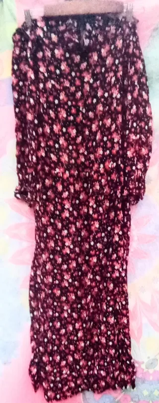 ZARA DE FLORES S-M/CORTEFIEL ESTAMPADO XL:1X1,5€