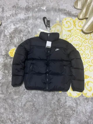 Chaqueta Nike Storm-Fit Negra Talla M