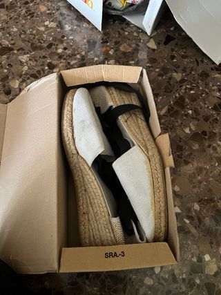 Traje de Fallera Morado y Dorado