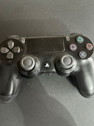 PS4 1TB + 1 Mando + Cable Corriente