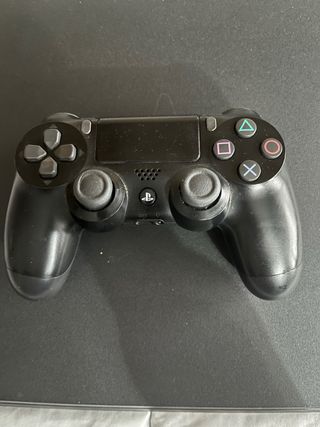 PS4 1TB + 1 Mando + Cable Corriente